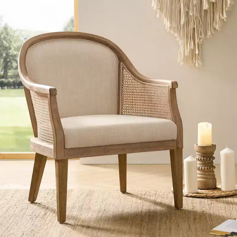 Fauteuil en rotin style ferme avec structure en bois massif