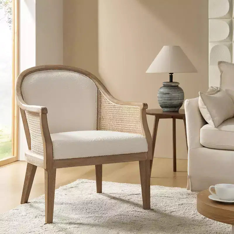 Fauteuil en rotin style ferme avec structure en bois massif