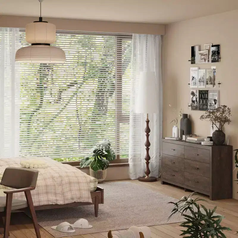 Commode imitation bois avec 6 tiroirs et poignées noires