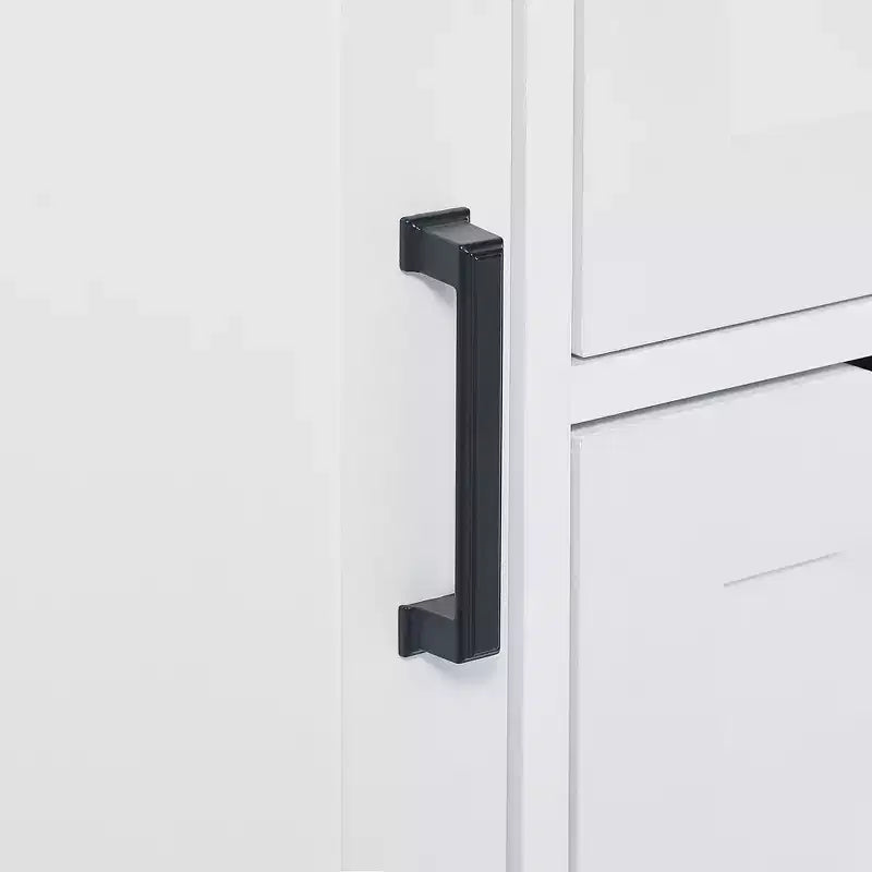 Meuble de rangement de salle de bain blanc, sur pied avec plusieurs compartiments de rangement et étagères ouvertes