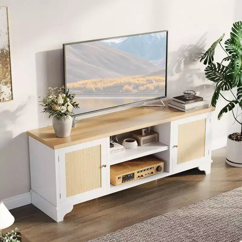 Meuble TV en rotin avec placards et étagères ouvertes, convient aux téléviseurs jusqu'à 70 pouces